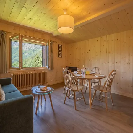 Tapia Mont Blanc View Wparking Near Charamillon Lift 2br Sleeps 4 - Happy *