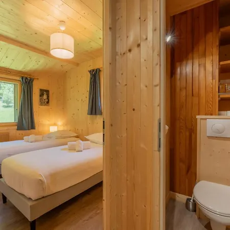 Tapia Mont Blanc View Wparking Near Charamillon Lift 2br Sleeps 4 - Happy Apartman *
